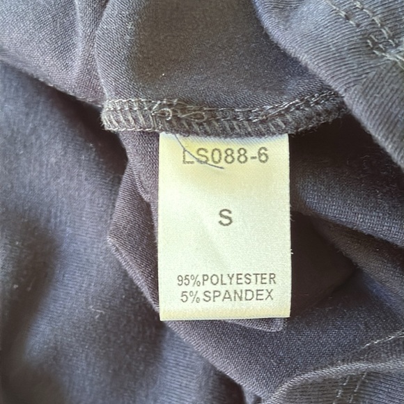 NWT THML Kahlo top size S navy blue green embroidered shortsleeve STITCHFIX - Picture 5 of 6